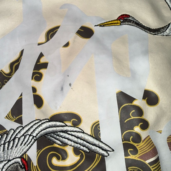 Black hoodie with large crane patch - Picture 3 of 5